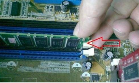 Win7内存造成的死机怎么处理？