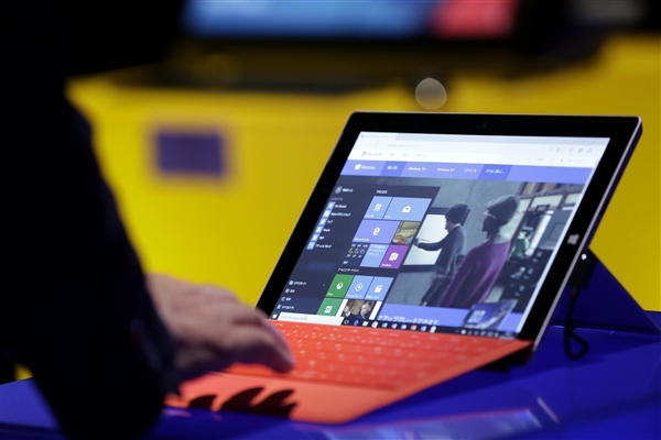 win7系统通过注册表找回鼠标右键删除选项