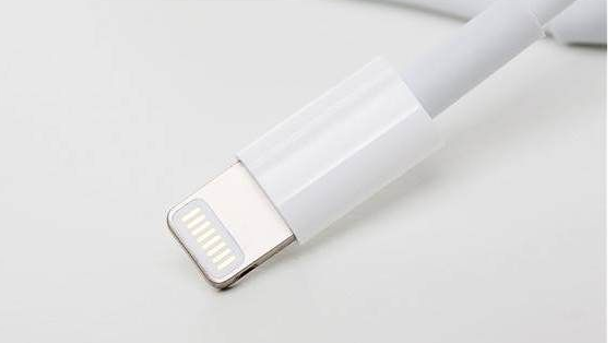 ipad显示不在充电怎么办,小编告诉你ipad显示不在充电怎么办插图